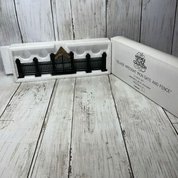 Department 56 Village Wrought Iron Gate and Fence #5540-0 - Picture 1 of 3